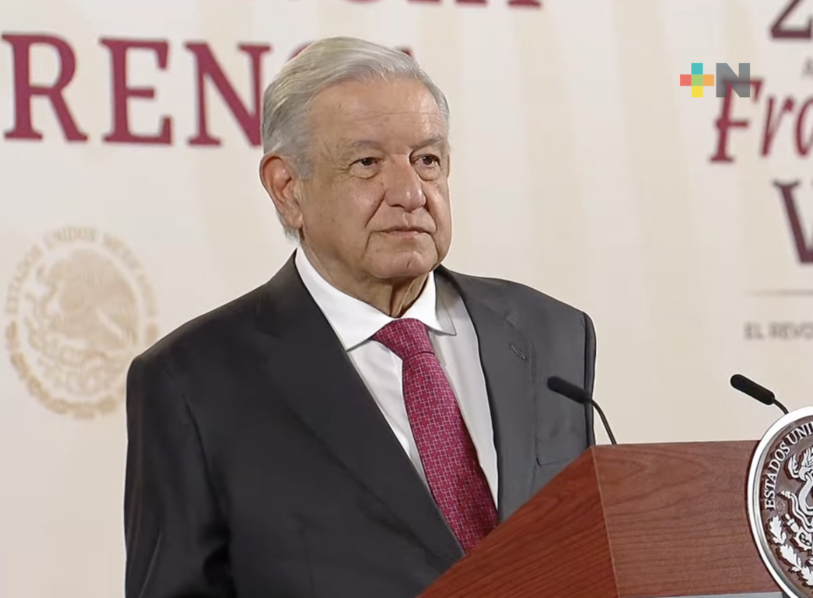 Presidente prevé que a inicios de diciembre se anuncie aumento al salario mínimo